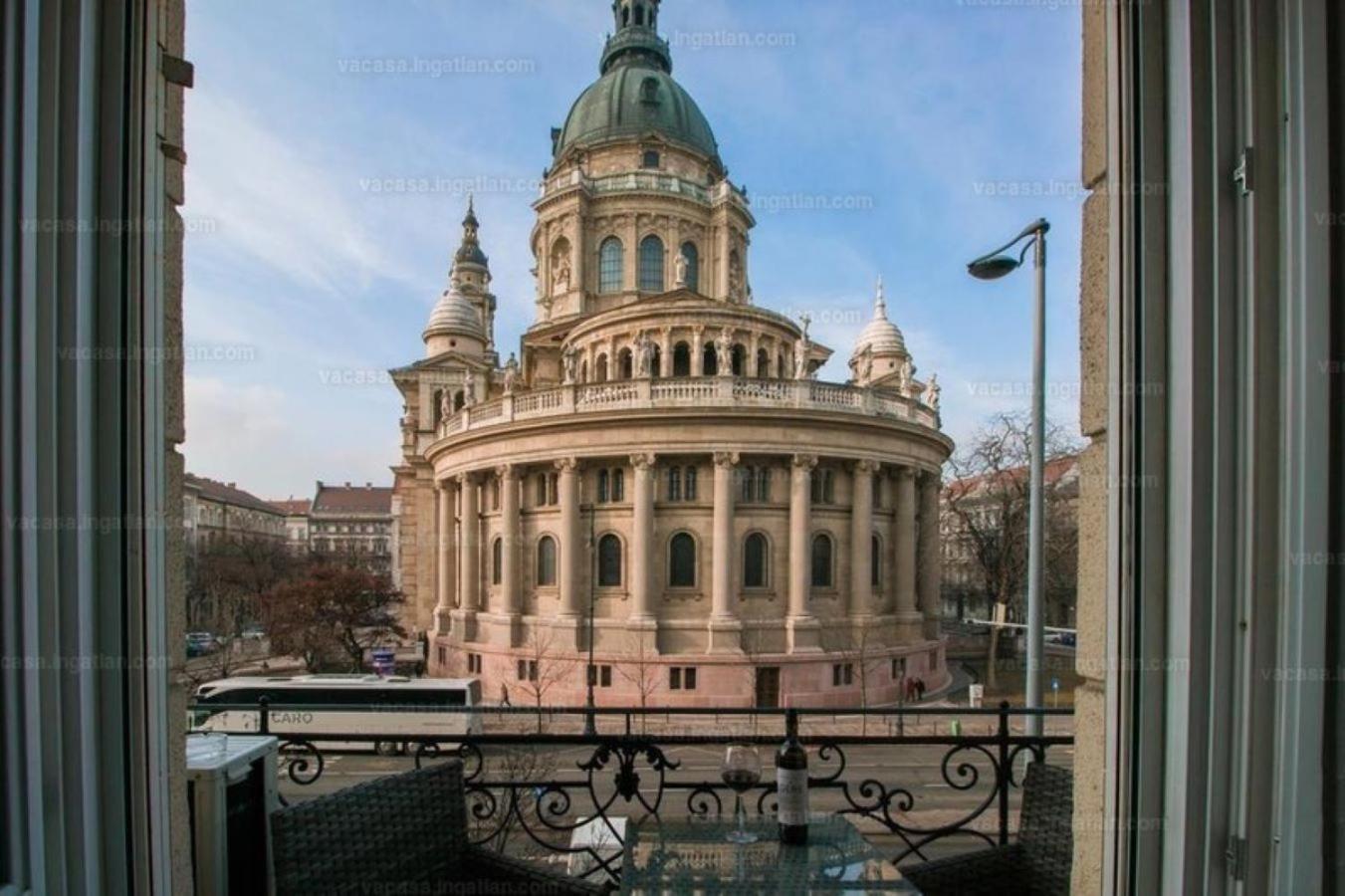Breathless Panorama Basilika Suite With Balcony Need Reservation For Free Parking Budapest Extérieur photo