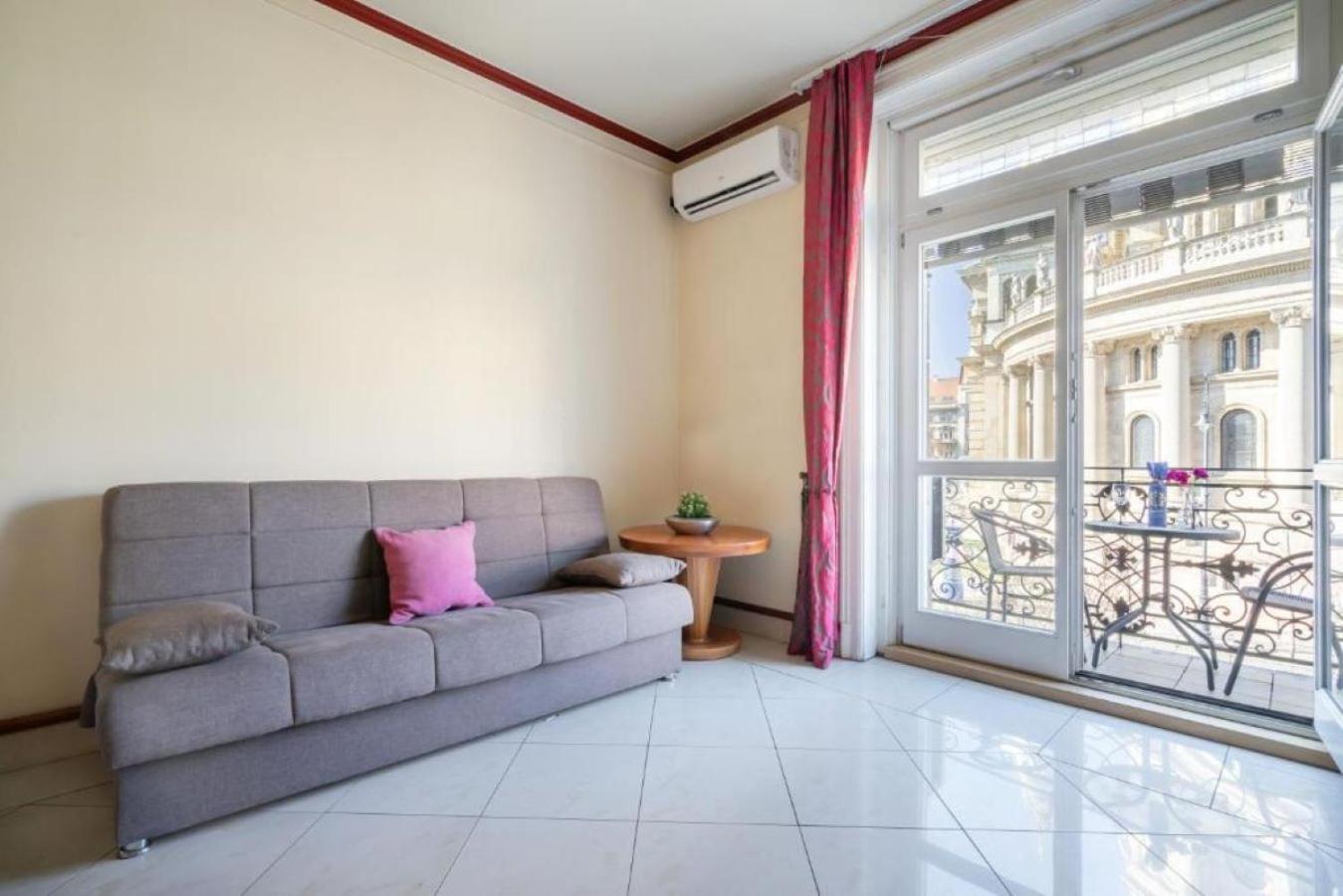 Breathless Panorama Basilika Suite With Balcony Need Reservation For Free Parking Budapest Extérieur photo